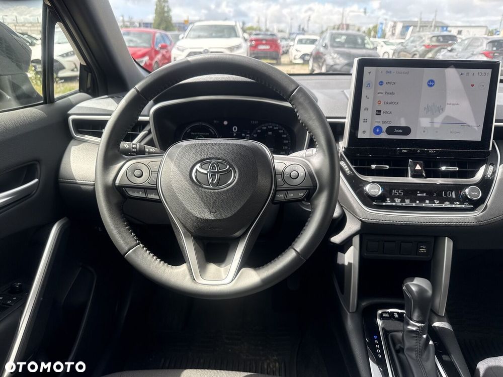 Toyota Corolla Cross 2.0 Hybrid Comfort - 13