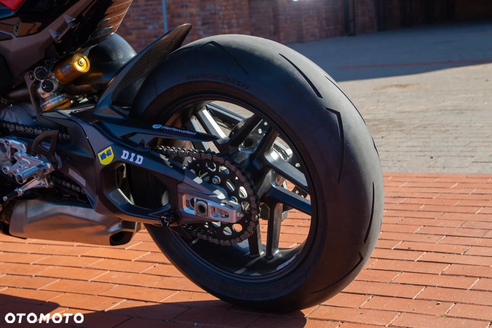 Ducati Panigale V4 - 14