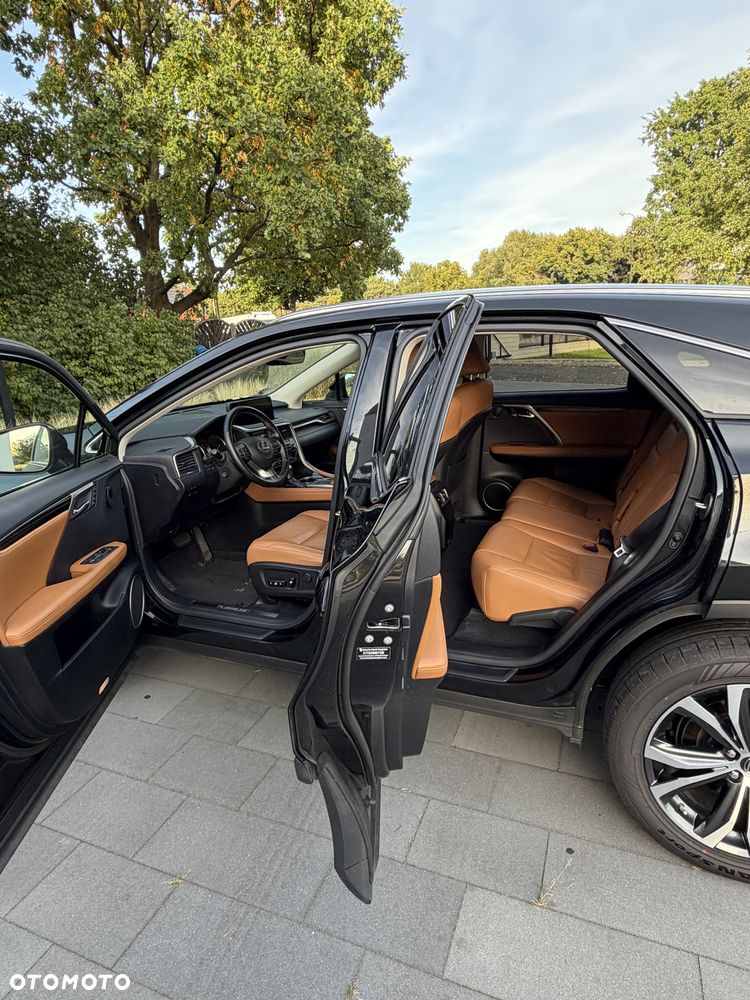 Lexus RX - 6
