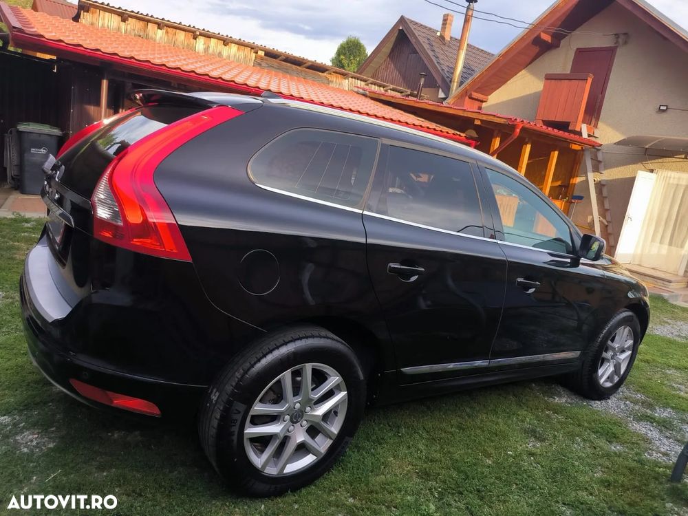 VOLVO XC60 2017 — imagine 13