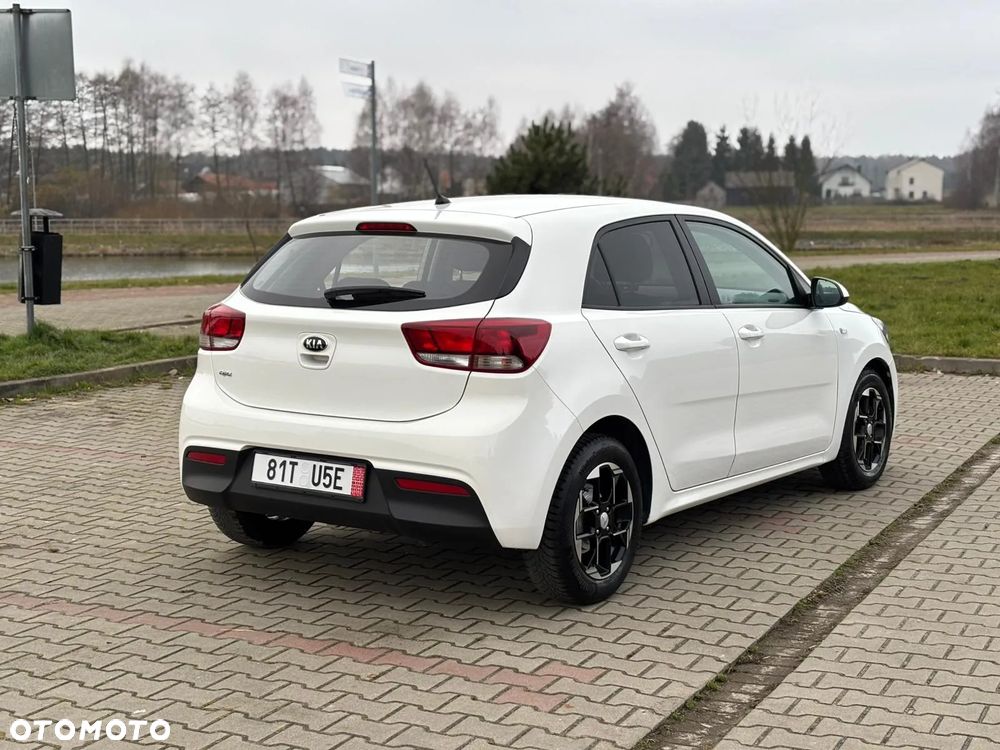 Kia Rio 1.2 Attract - 6