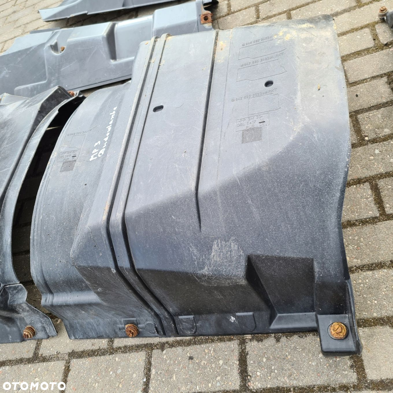 ACTROS MP 2 MP 3 EKOLOGIA WYGŁUSZENIE OSŁONA POD SILNIK - 3