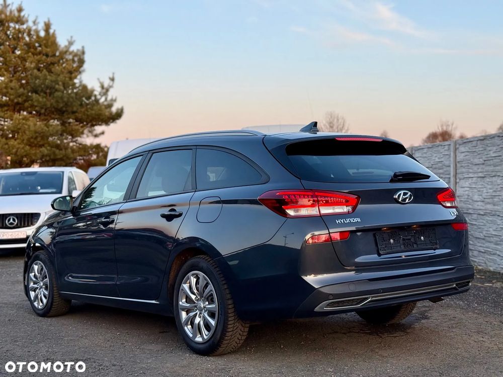 Hyundai i30 1.6 CRDI DCT EDITION 30+ - 4