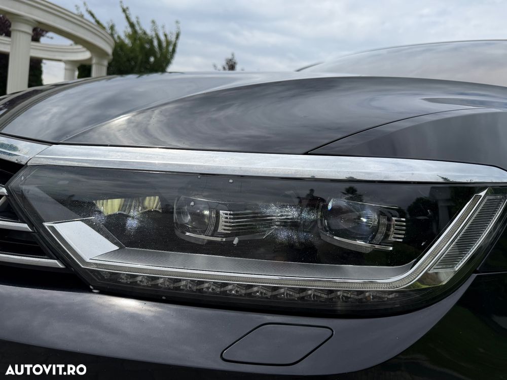 Volkswagen Passat - 20