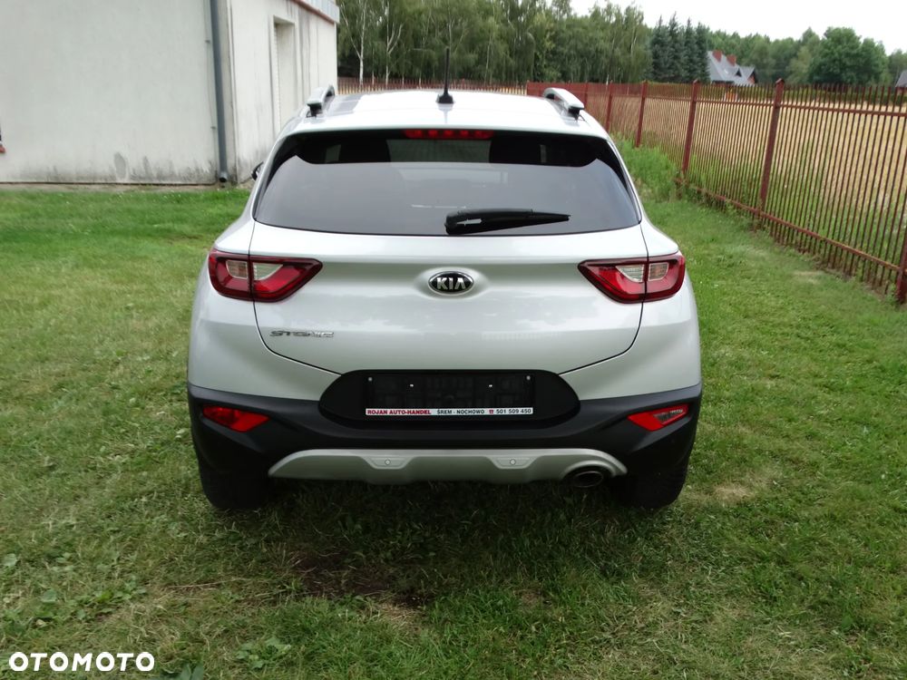 Kia Stonic - 8