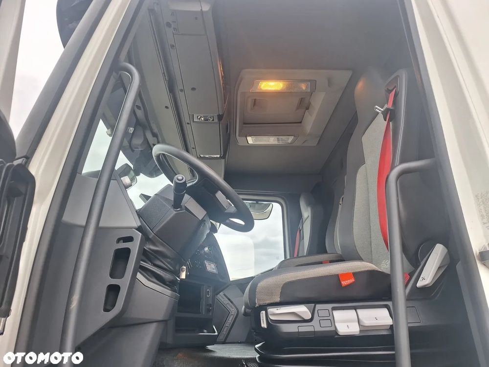 Renault GAMA C380 6X2 E6 WINDA SOLÓWKA Import Francja - 11