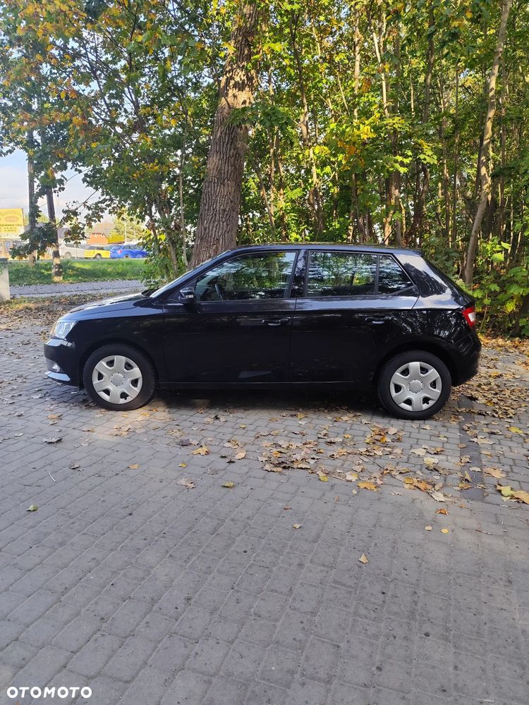 Skoda Fabia - 8