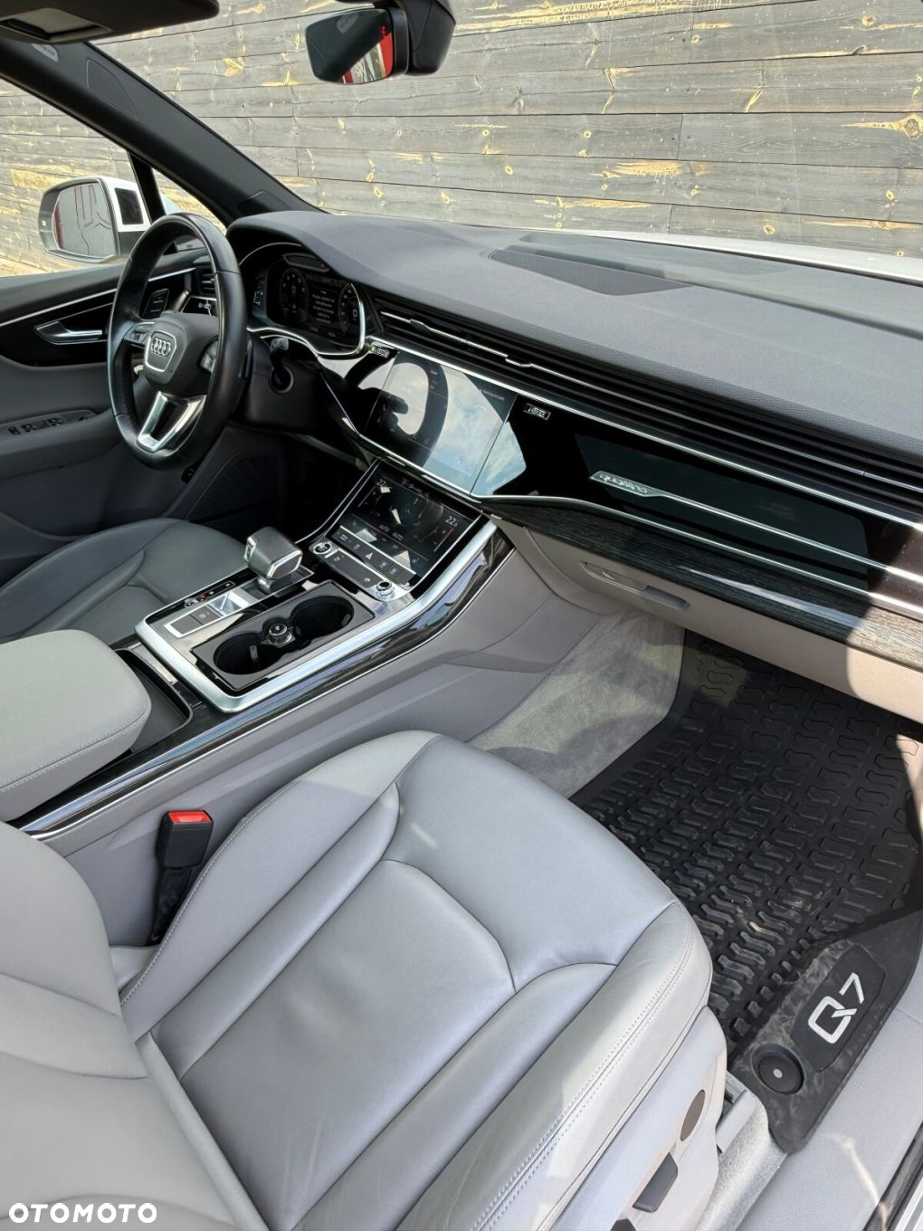 Audi Q7 - 35