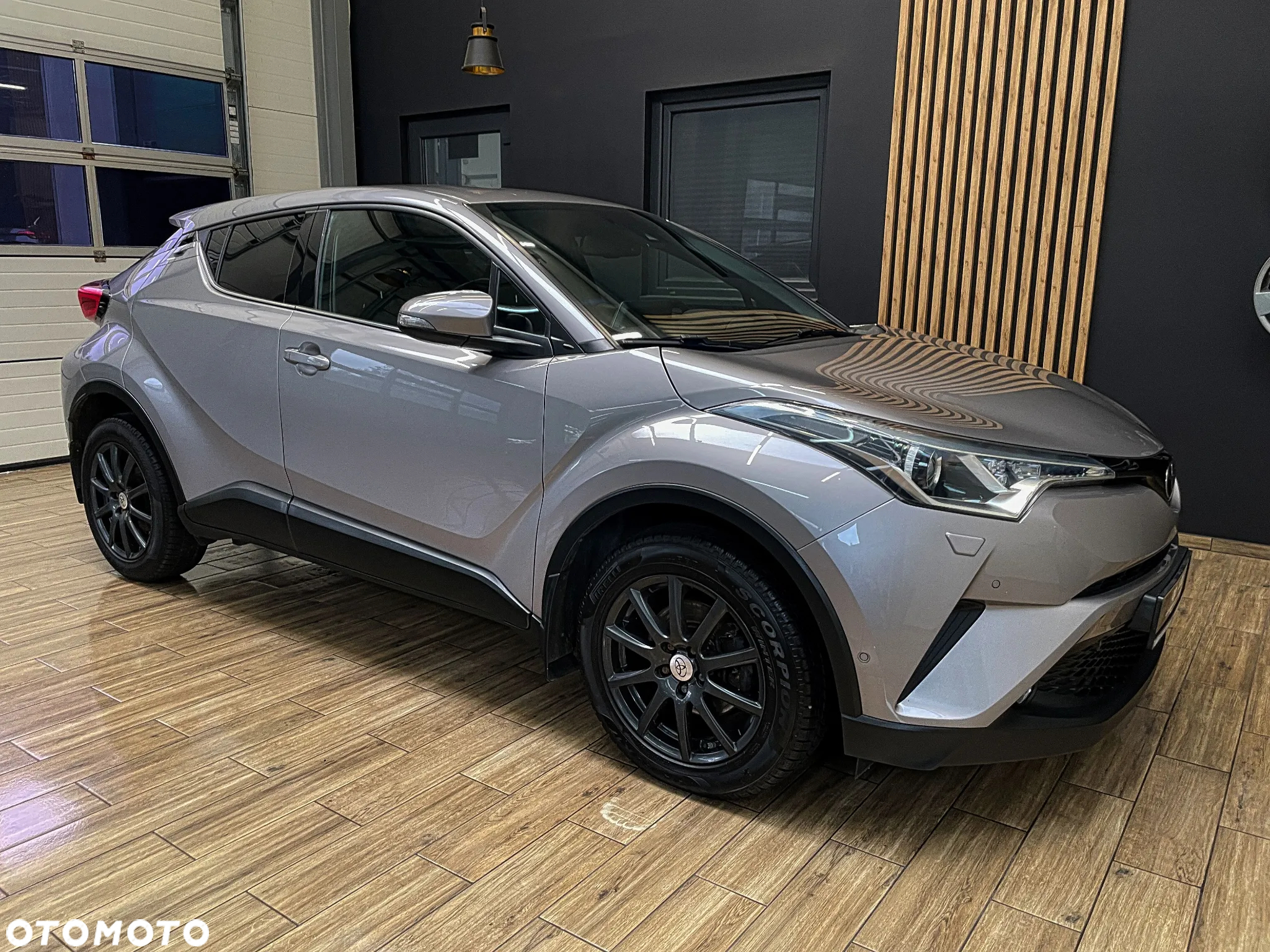 Toyota C-HR 1.2 T Prestige - 5