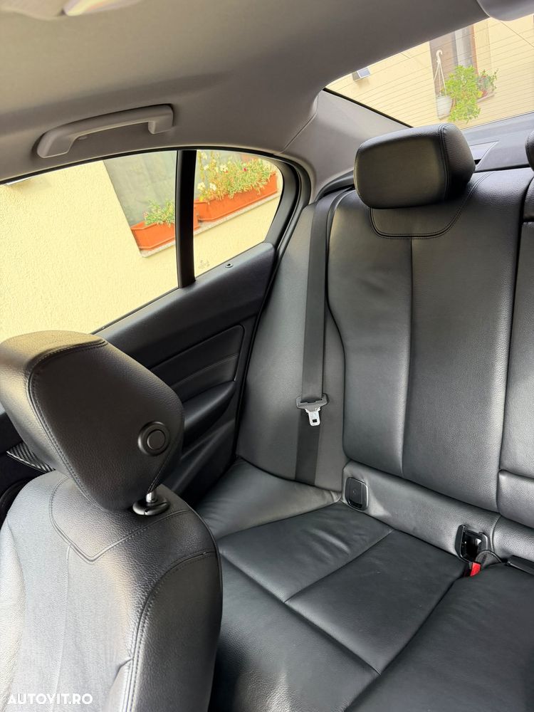 BMW Seria 3 - 12