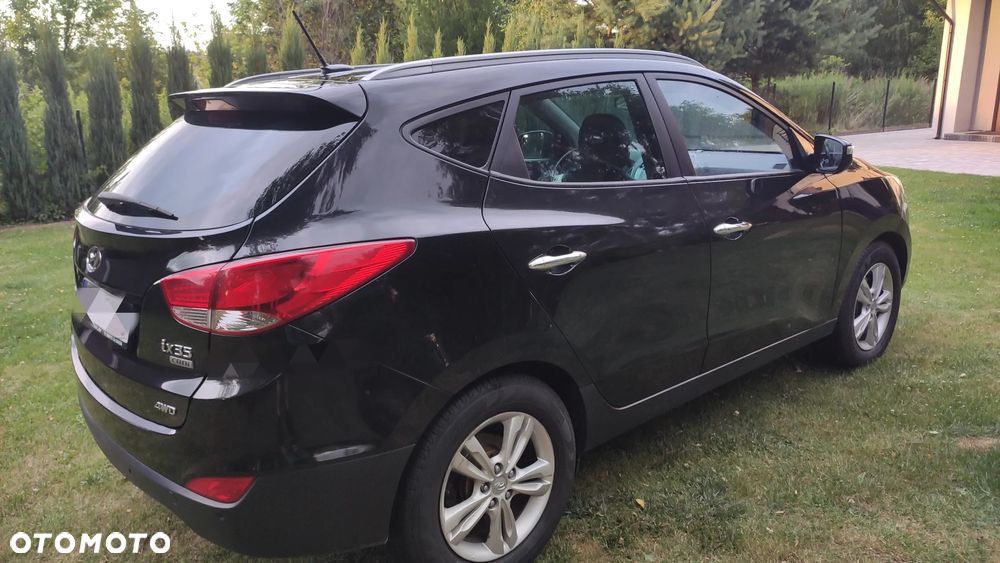 Hyundai ix35 2.0 CRDi 4WD Automatik Premium - 2