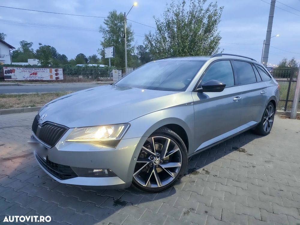 Skoda Superb Combi 2.0 TDI DSG 4X4 Sportline - 1