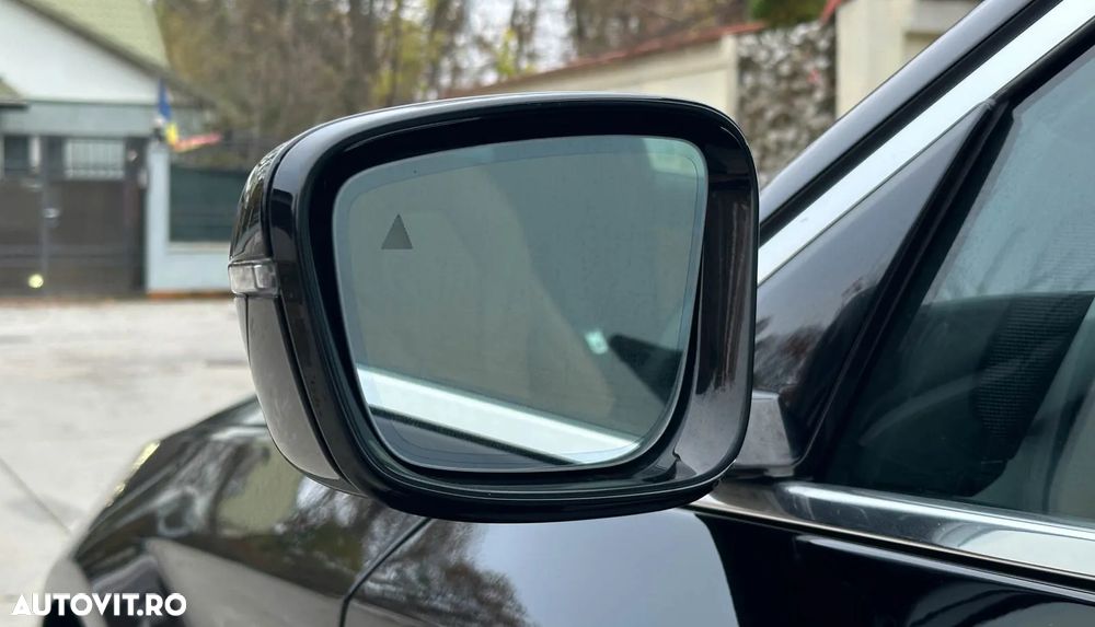 BMW Seria 5 530i xDrive AT - 13