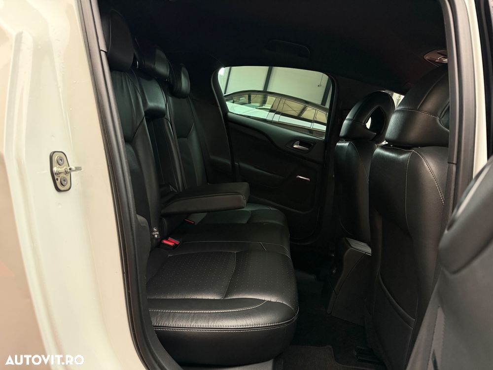 Citroën DS4 PureTech 130 Stop&Start SoChic - 22