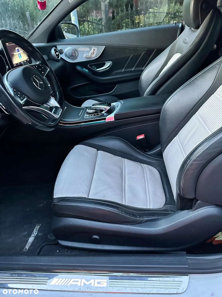 Mercedes-Benz Klasa C AMG 63 S AMG Speedshift 7G-MCT - 16