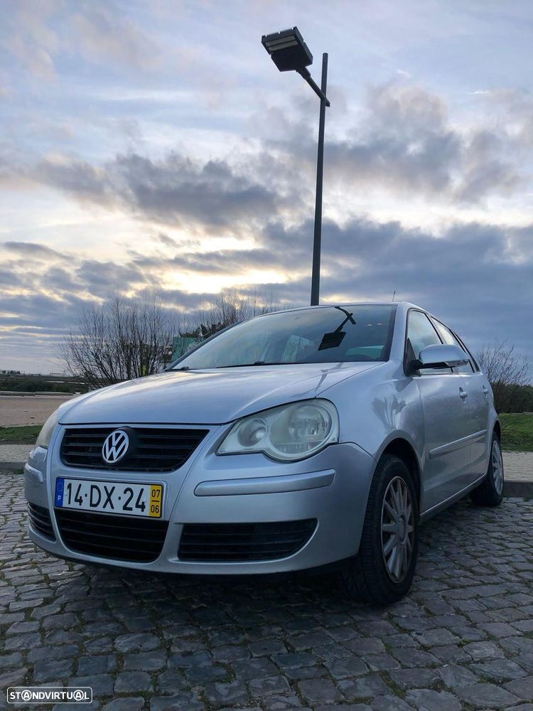 VW Polo 1.2 Confortline - 2