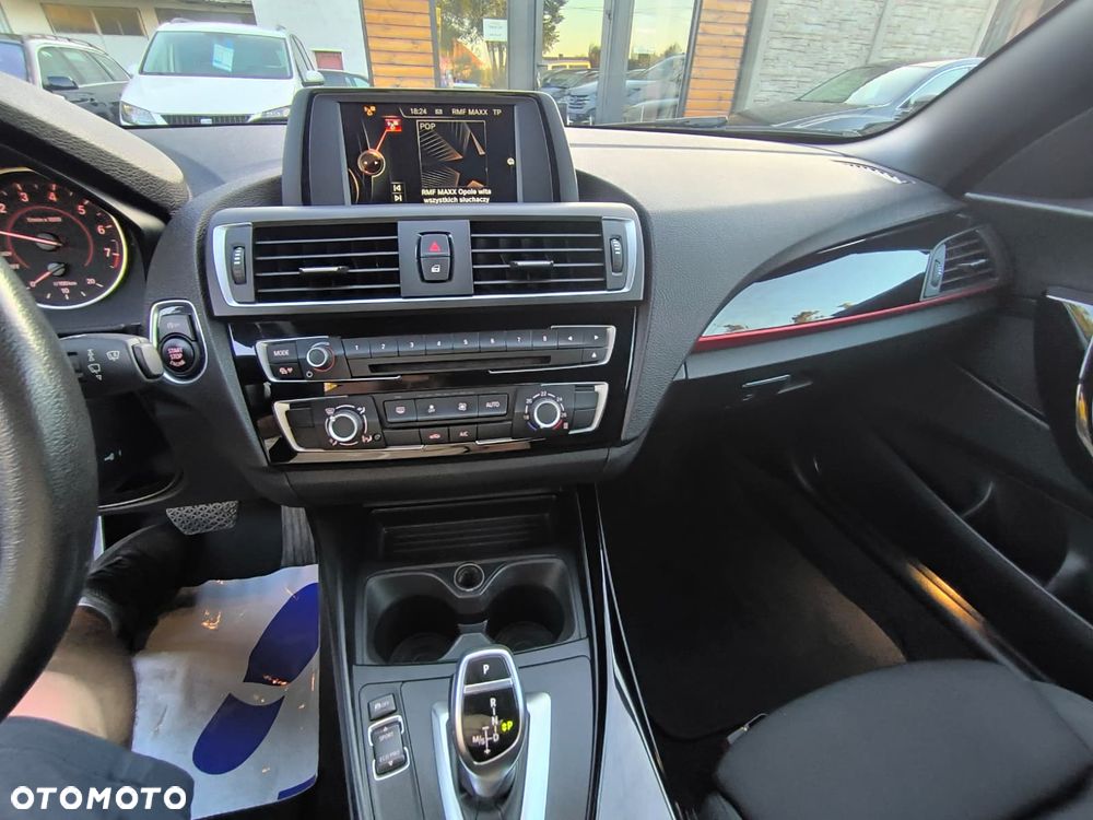 BMW Seria 2 230i Sport Line - 12