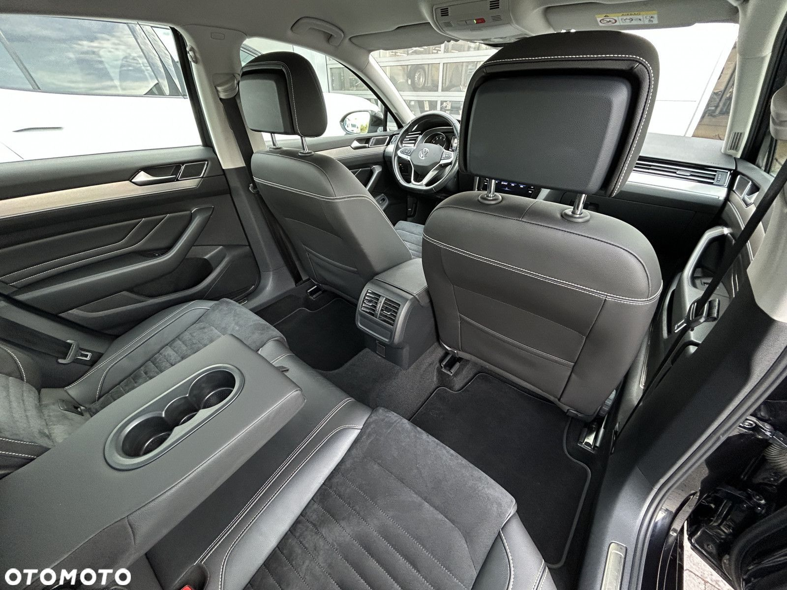 Volkswagen Passat 1.5 TSI EVO Elegance DSG - 9