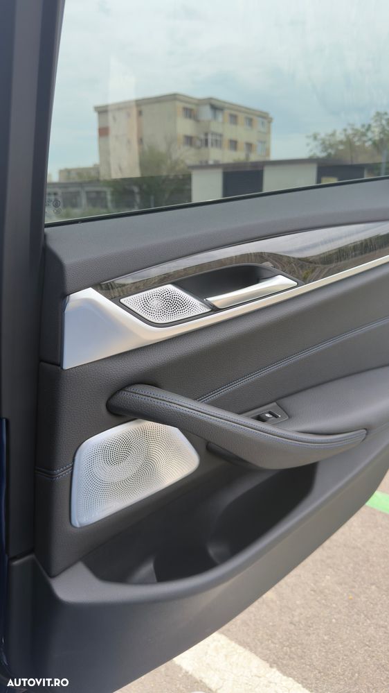 BMW Seria 5 530e AT PHEV - 12