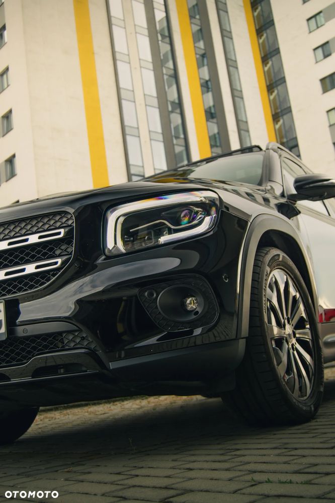 Mercedes-Benz GLB - 3