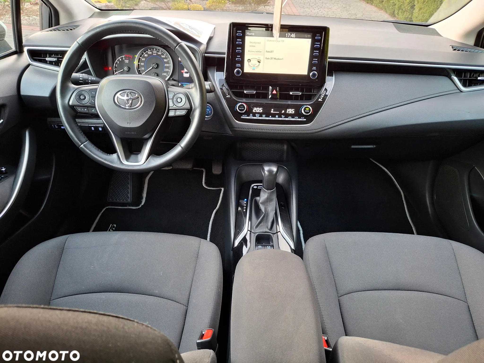 Toyota Corolla 1.8 Hybrid Comfort - 13