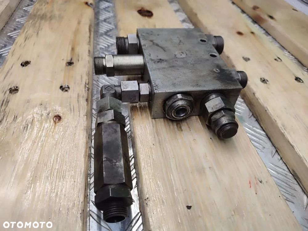 Zawór hydrauliczny R930060779 Rexroth - 8