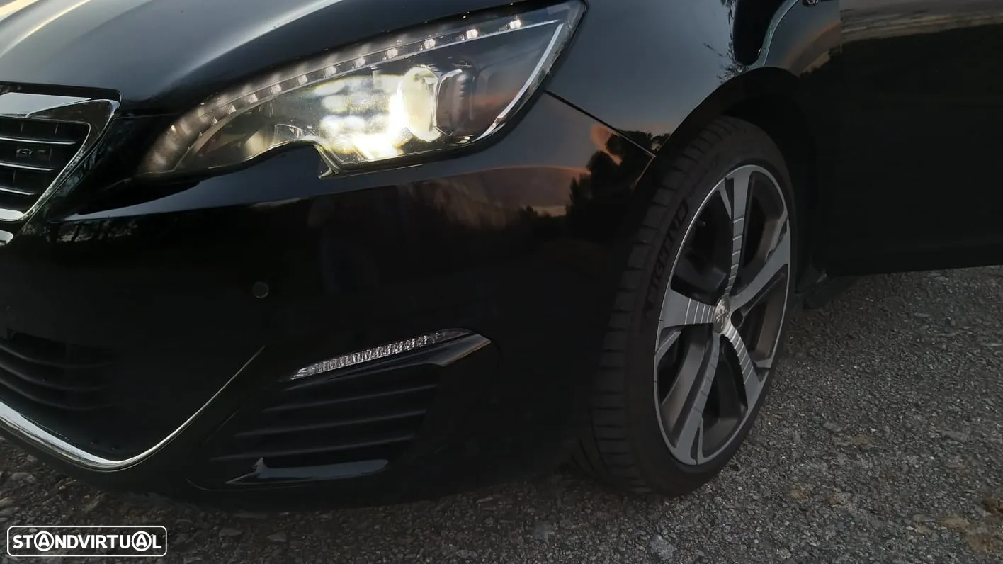 Peugeot 308 BlueHDi 180 EAT6 GT - 2