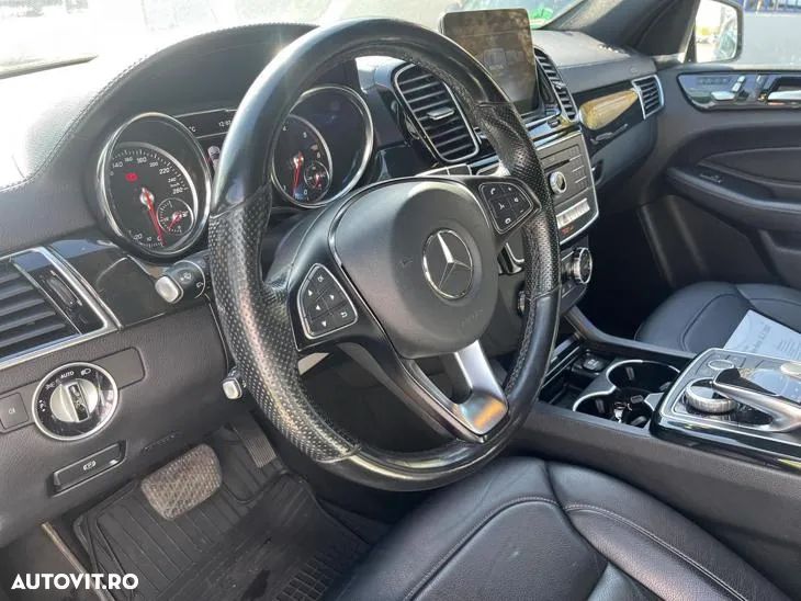 Mercedes-Benz GLE 350 d 4Matic 9G-TRONIC AMG Line - 9