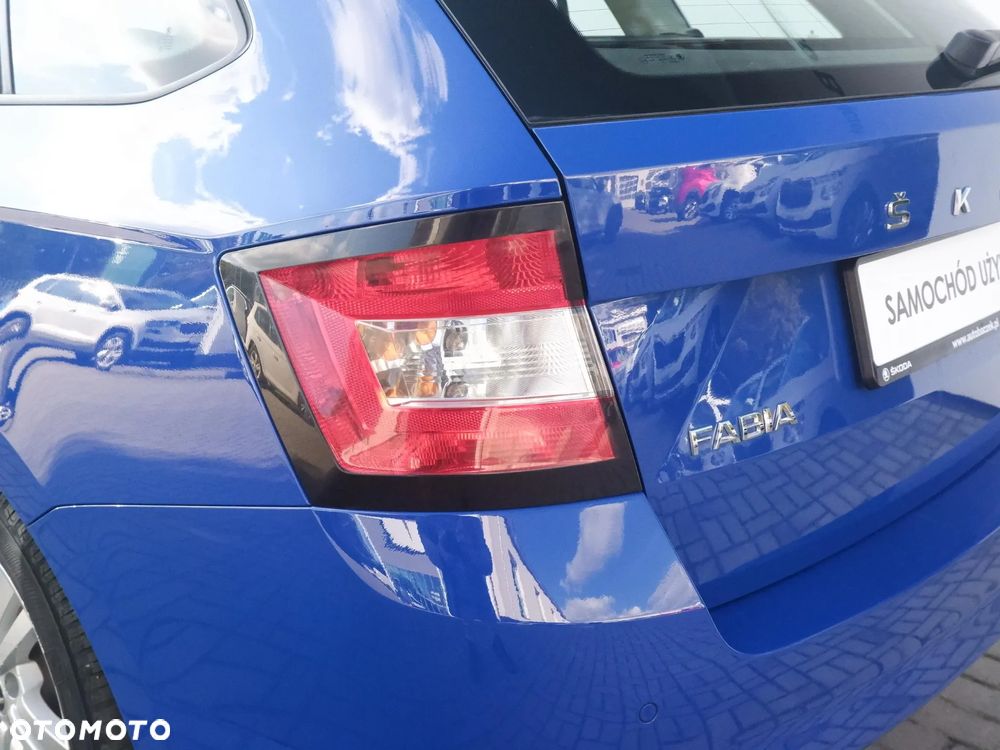Skoda Fabia 1.0 Ambition - 11
