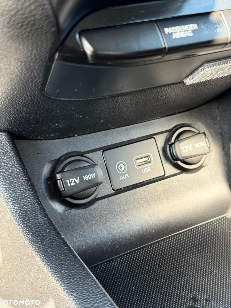 Hyundai i20 blue 1.2 Classic - 28