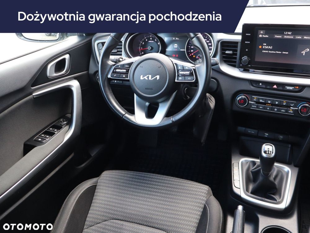 Kia Ceed - 9