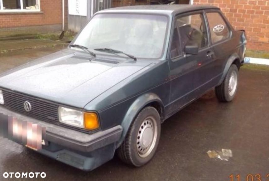 Volkswagen Jetta - 1