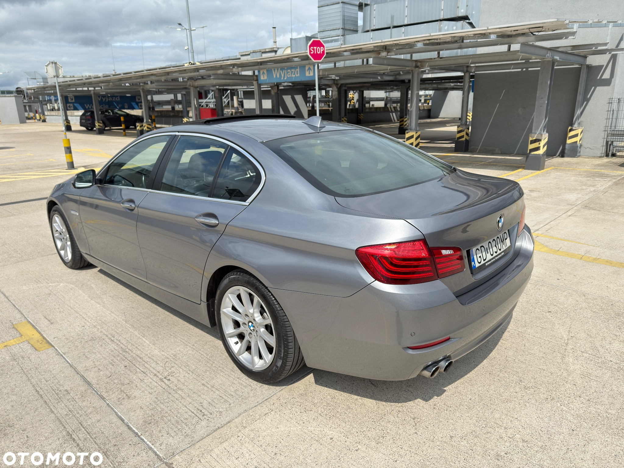BMW Seria 5 525d xDrive Luxury Line - 10