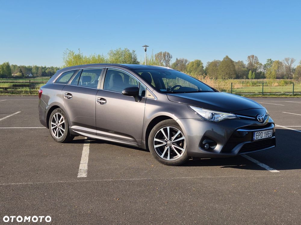 Toyota Avensis 1.6 Active - 7
