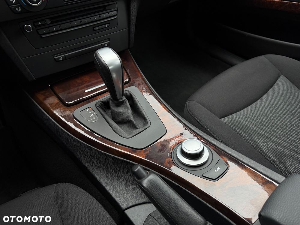 BMW Seria 3 320i Edition Exclusive - 20