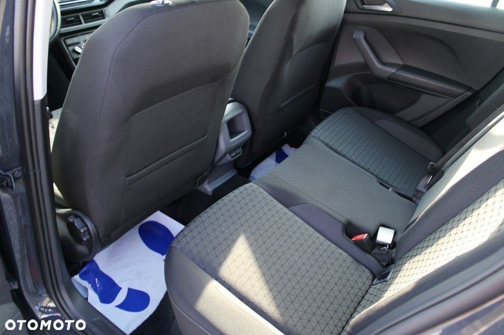 Volkswagen T-Cross - 15