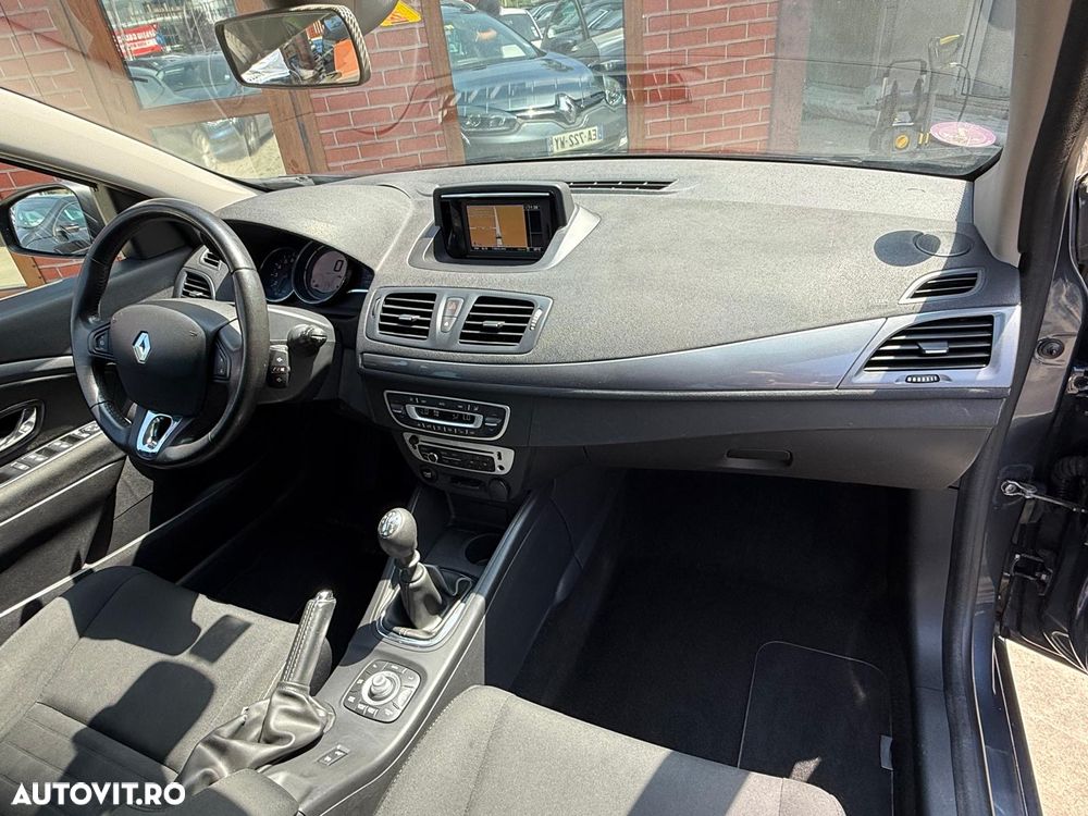 Renault Megane ENERGY TCe 115 Start & Stop LIMITED - 15