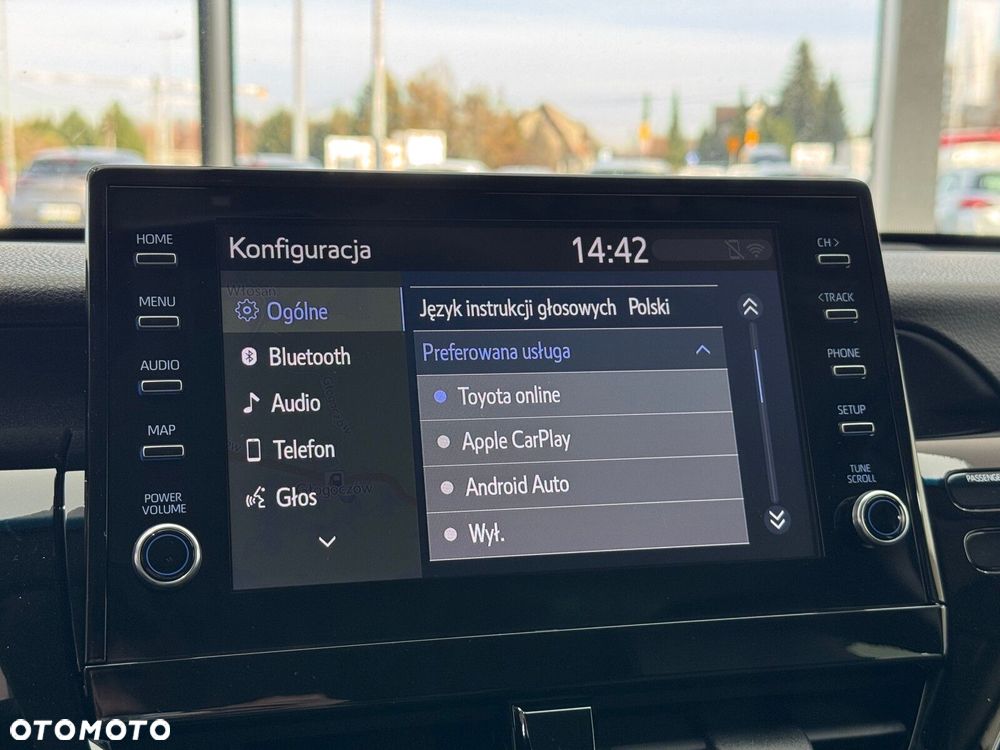 Toyota Camry 2.5 Hybrid Executive CVT - 28