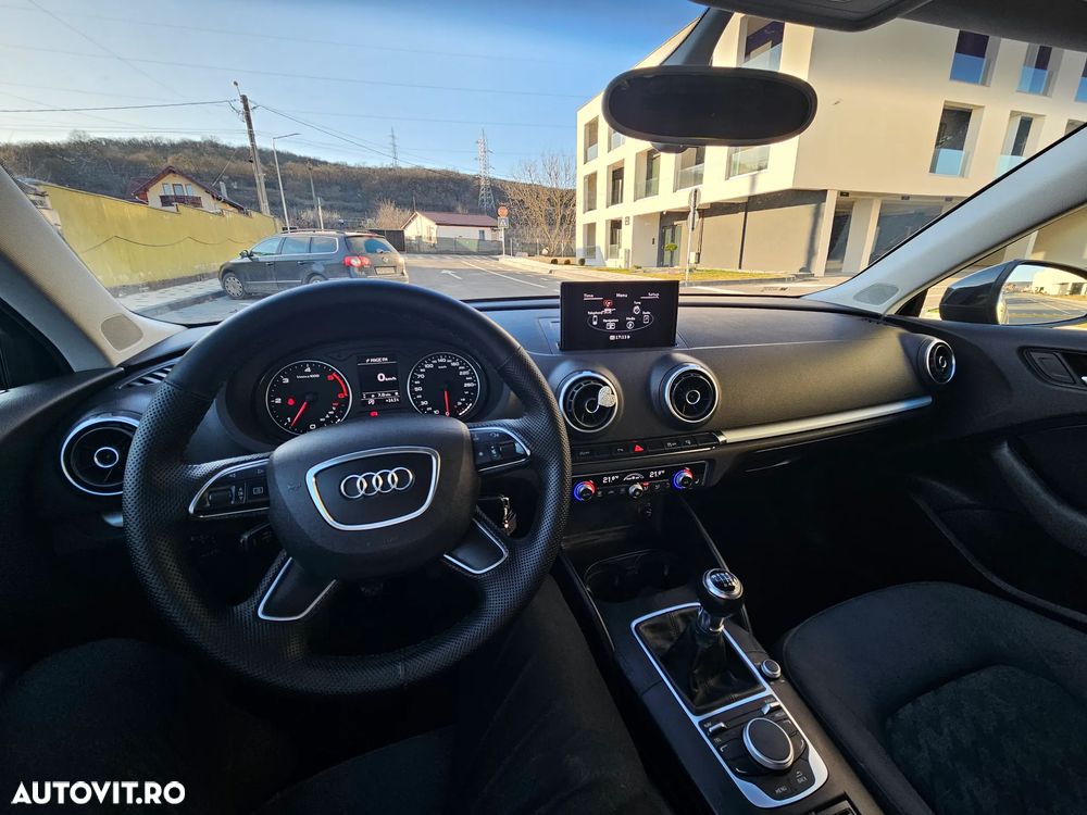 Audi A3 1.6 TDI ack sport - 5