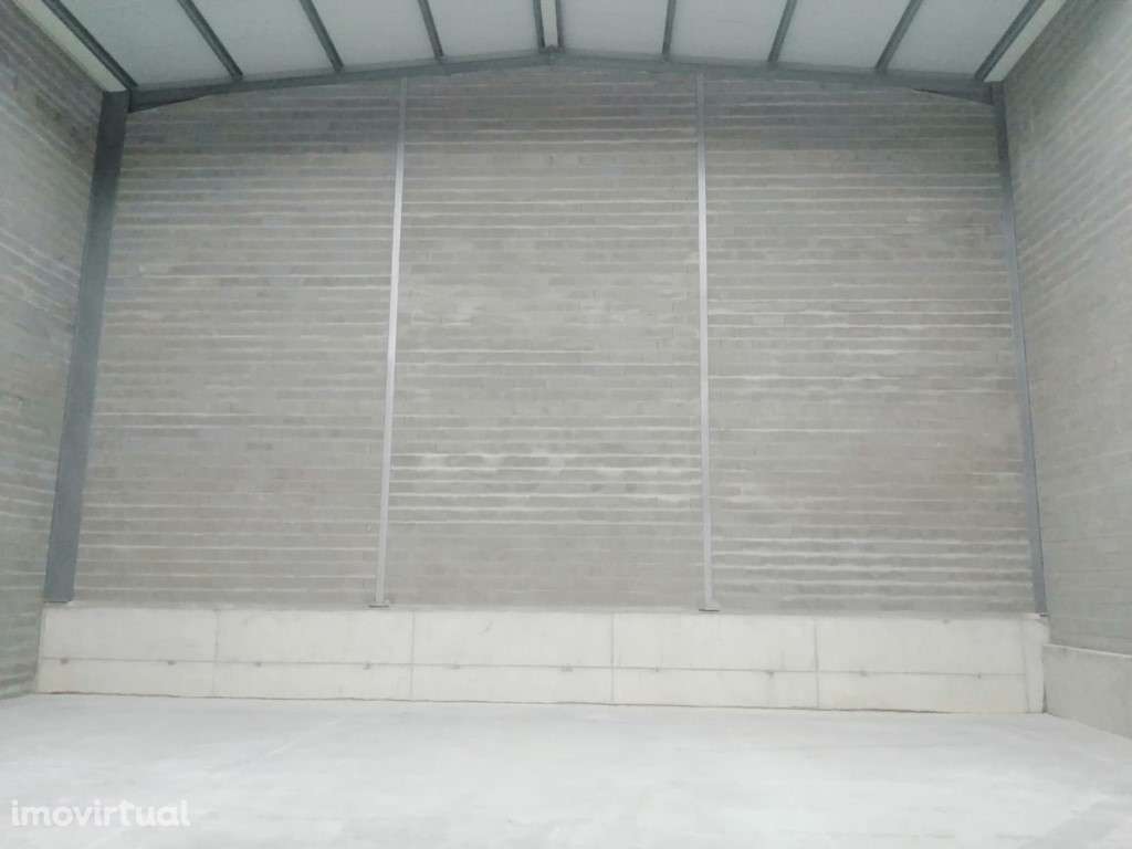 Armazém para alugar na Maia, São Pedro Fins - Grande imagem: 5/19