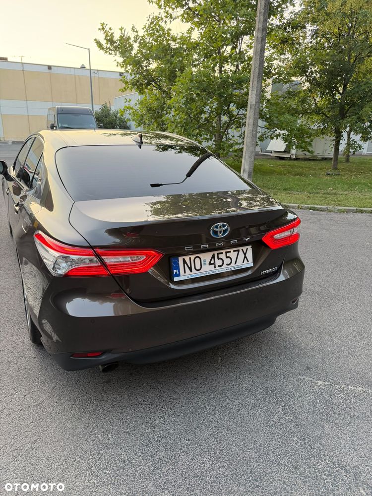 Toyota Camry 2.5 Hybrid Executive CVT - 7