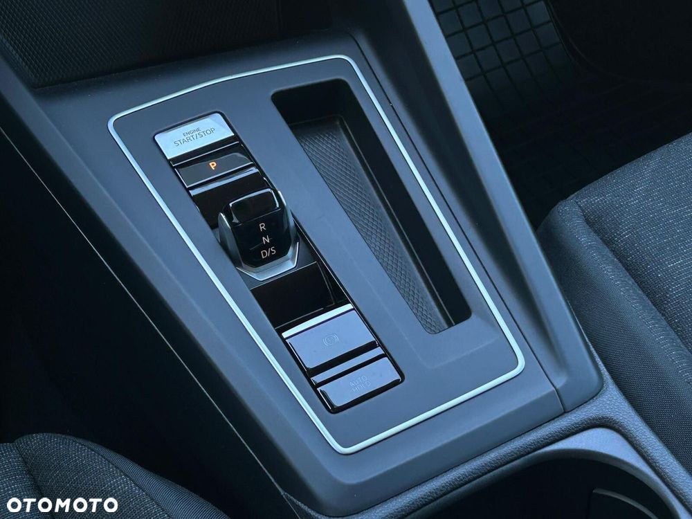 Volkswagen Golf 1.5 eTSI EVO Life DSG - 24