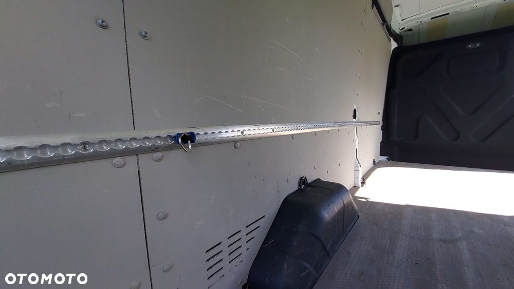 Ford TRANSIT - 21