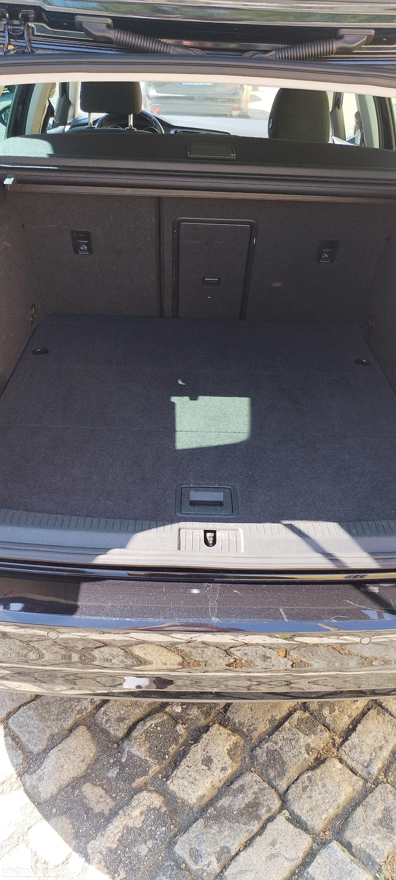 VW Golf Variant 1.6 TDi BlueMotion Confortline - 12