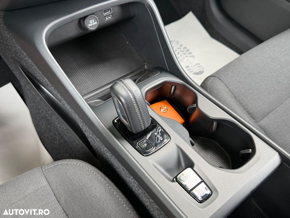 Volvo XC 40 D3 Base - 16