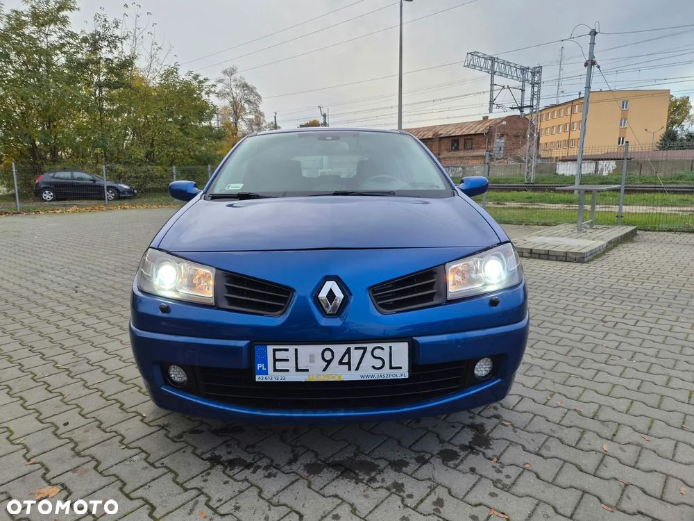 Renault Megane 2.0 16V Dynamique - 8