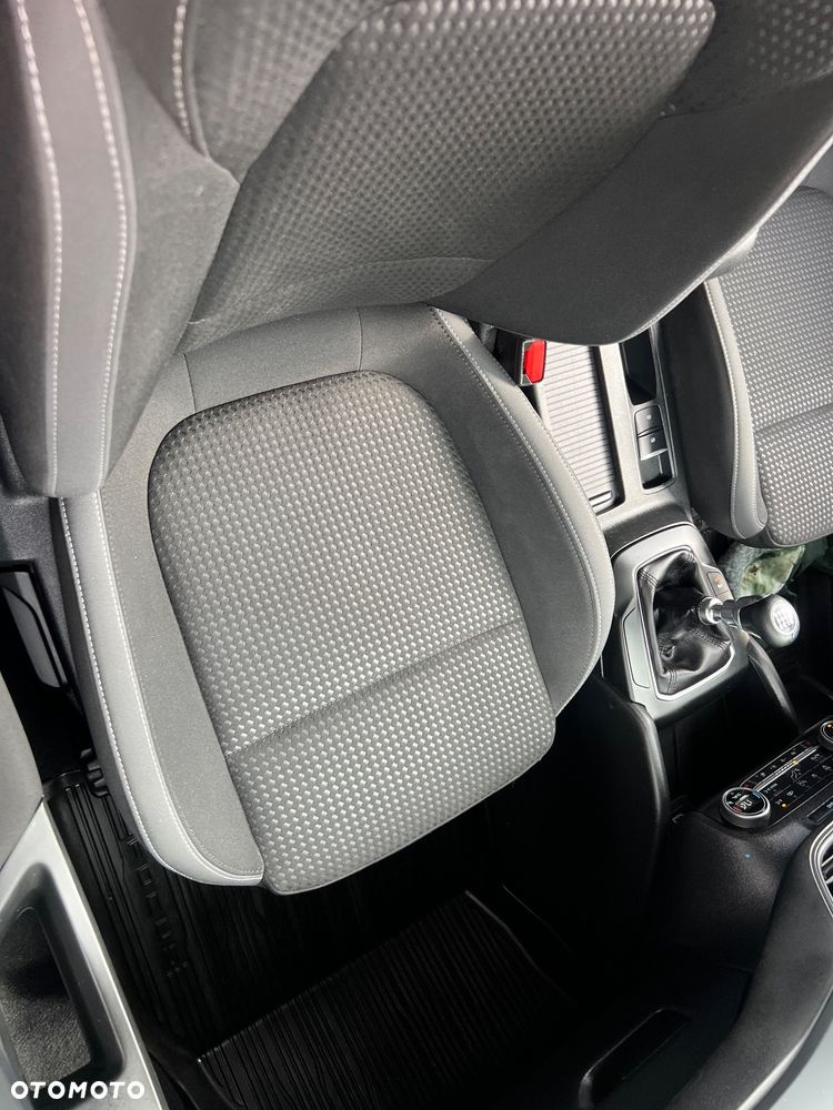 Ford Focus Turnier 1.5 EcoBlue Start-Stopp-System ACTIVE X - 38