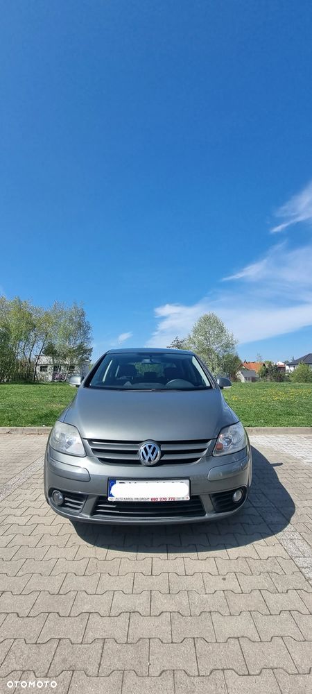 Volkswagen Golf Plus 1.6 FSI Comfortline - 7