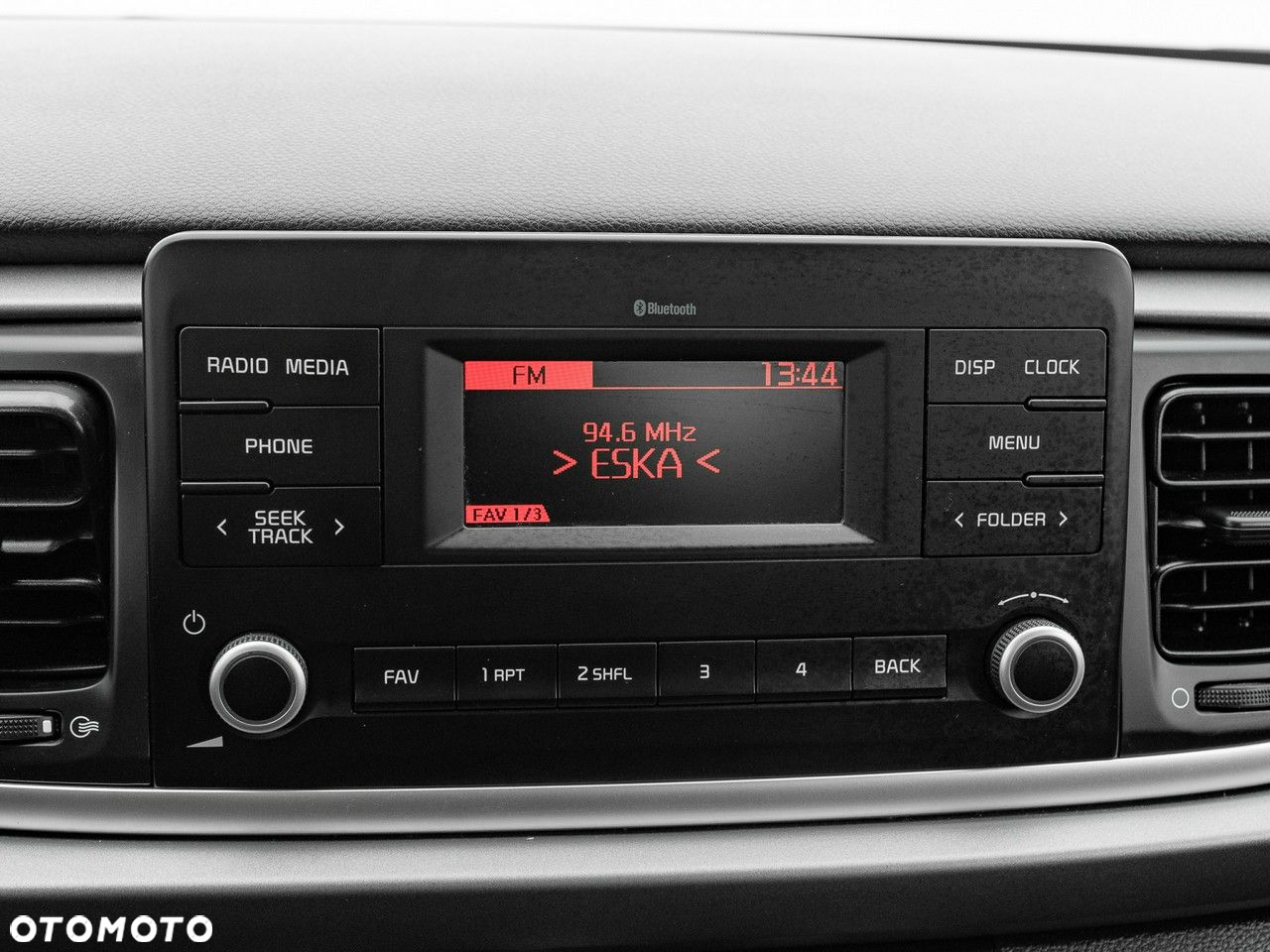 Kia Rio 1.2 M - 24