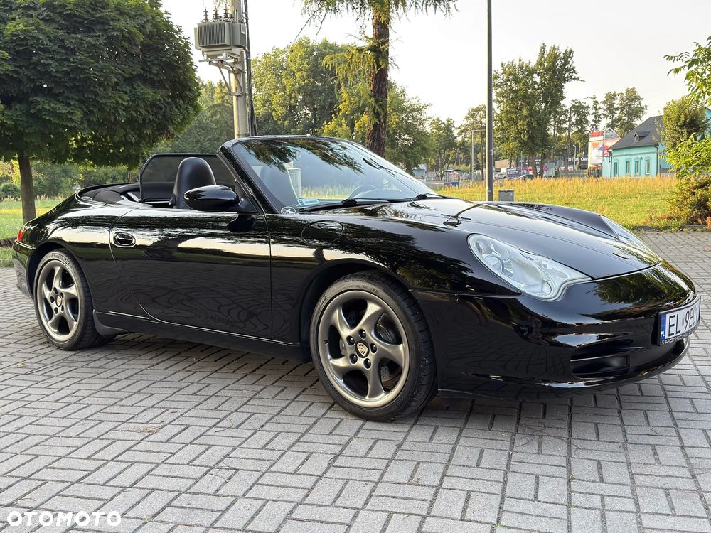 Porsche 911 Carrera - 20